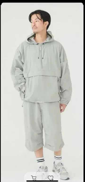 BEAMS 나일론 아노락 후드티