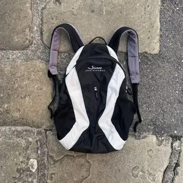 도이터 deuter y2k 테크 백팩 블랙 화이트
