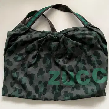 ZUCCA 레오파드 무늬 토트백