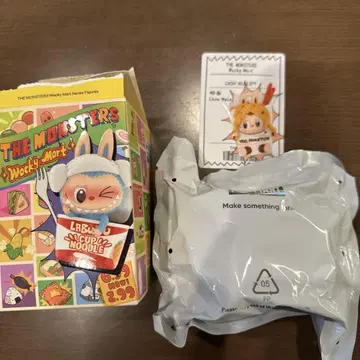 신상품 POPMART wackymart 피규어
