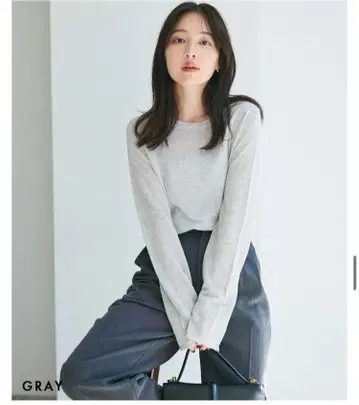베이스먼트 시어 니트 그레이