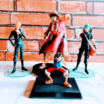 원피스(ONE PIECE) 관련 피규어 13종 외