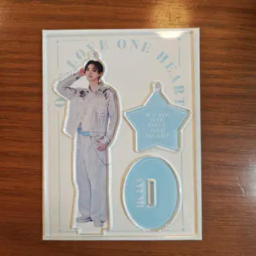 ONELOVEONEHEART 러브 원 히사마 아유무 아크릴 스탠드