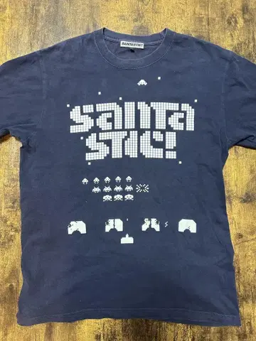 SANTASTIC! 게임 티셔츠 네이비 인베이더