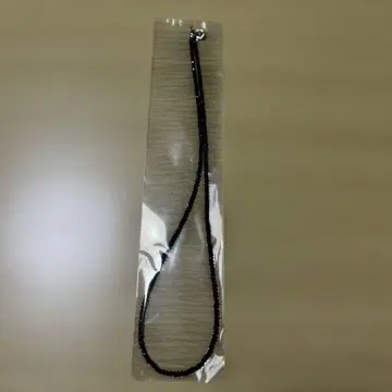 블랙 스피넬 목걸이