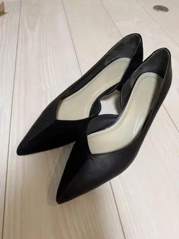 컨디션 최상 Odette e Odile 오데뜨 앤 오딜 펌프스 25cm