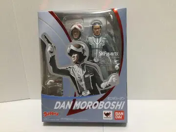 S.H.Figuarts 모로보시 단 새상품 피규아트 울트라 세븐
