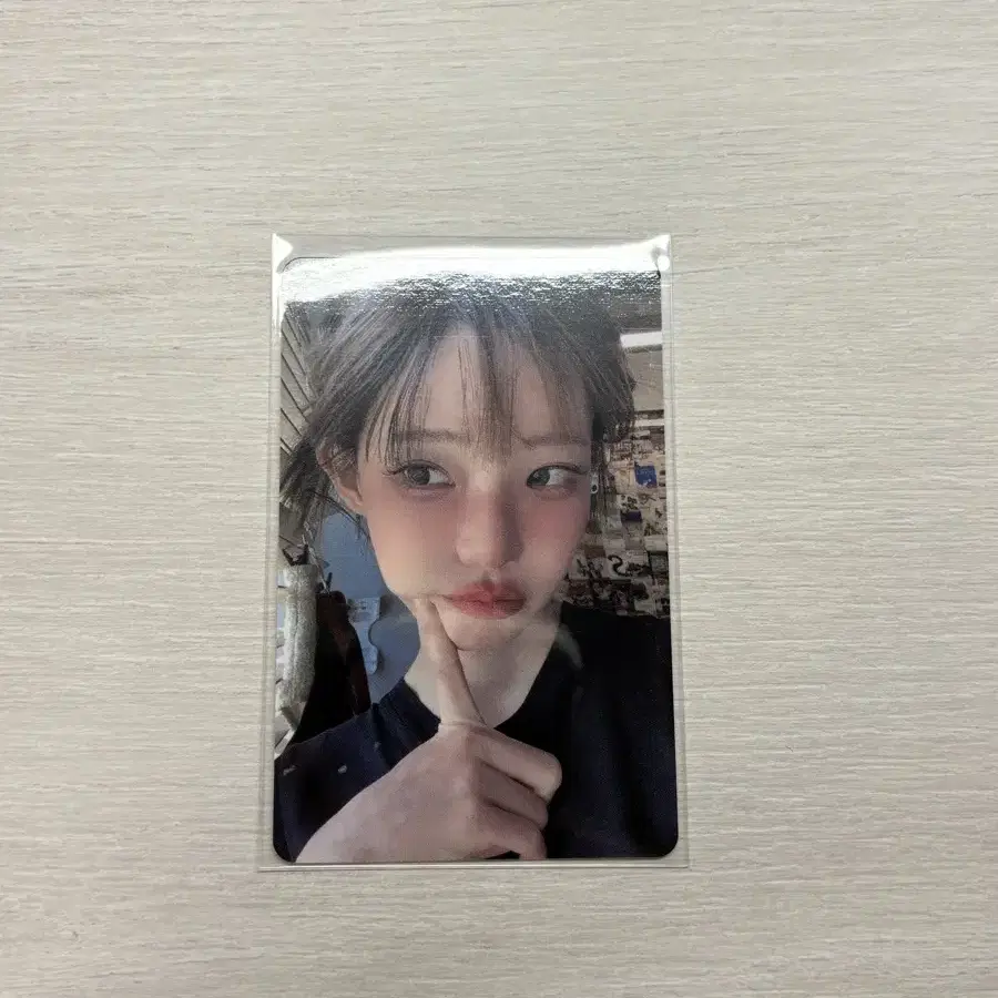 Qwer Mini Album Vol. 3 Album Photo B version on Bunjang