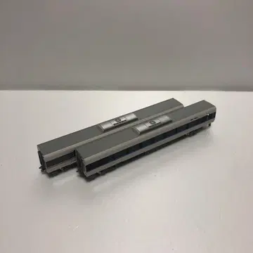 N 게이지 철도 모형 2량 그레이와 파랑