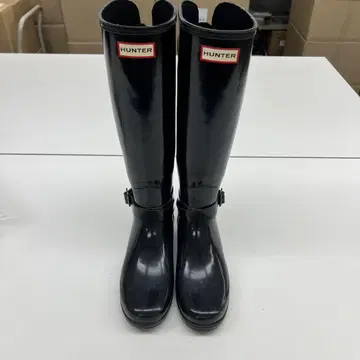 HUNTER 블랙 레인부츠 버클 포함