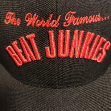 BEAT JUNKIES 캡 레어