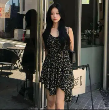 언밸런스 헴 플라워 미니 원피스 emmy