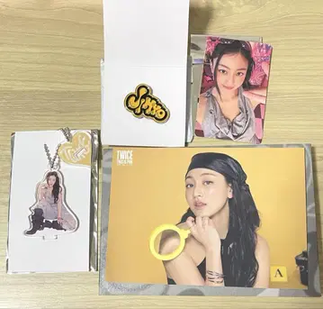 TWICE 지효 THIS IS FOR 굿즈