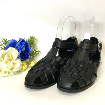 새상품급 유나이티드 애로우즈 구르카 샌들 블랙 샌들 블랙 36