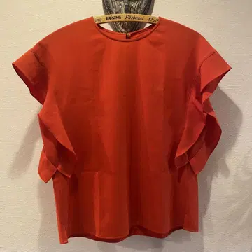 [새상품급] Spick&Span 플레어 슬리브 티셔츠