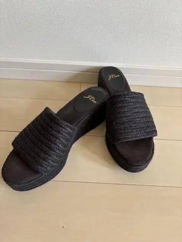 J.Crew 블랙 웨지 샌들 7.5cm