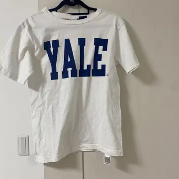 Yale 로고 티셔츠 챔피온 화이트