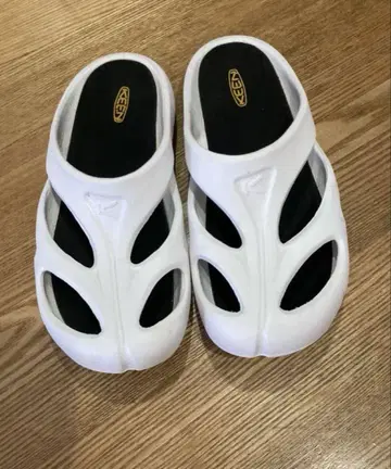 KEEN 샨티 25cm 배송비 포함