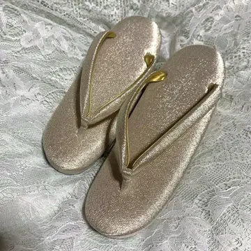 통굽 조리 골드 나비 신발