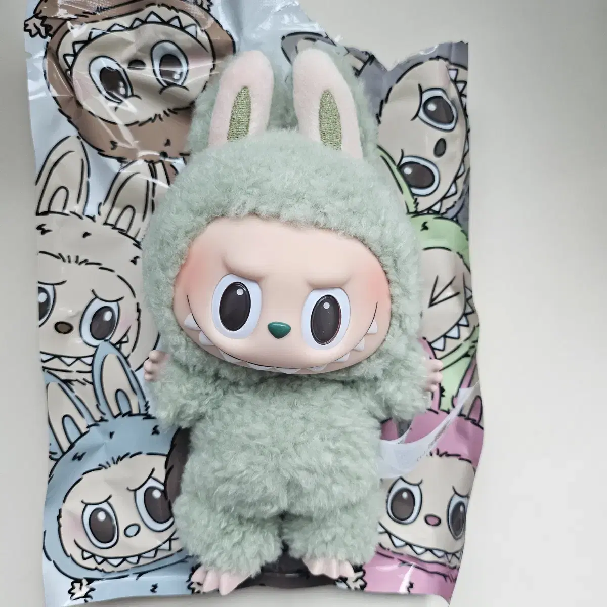 ラブブ labubu マカロン green grape US Authentic LABUBU - THE MONSTERS - Exciting Macaron