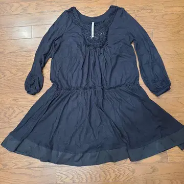 스나오쿠와하라 긴팔 플레어 원피스