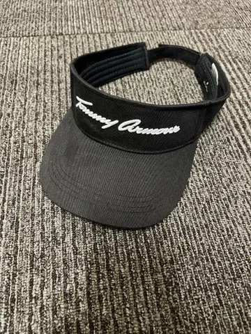 Tommy Armour 블랙 바이저