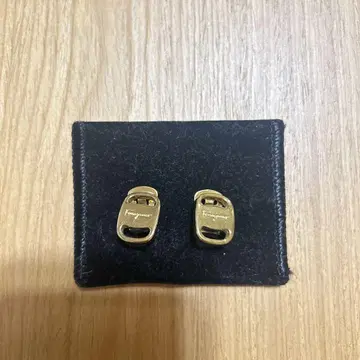 페라가모 페라가모 귀찌