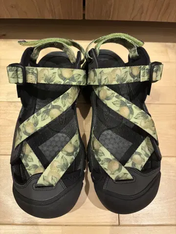새상품급 제라포트 킨 KEEN ZERRAPORT II 샌들