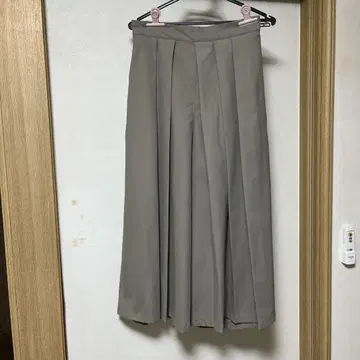 무인양품 하카마 팬츠 L 사이즈 그레이입니다.