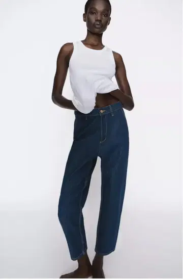 ZARA 자라 캐럿 미드 라이즈 청바지