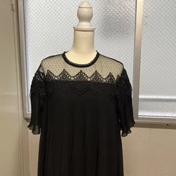 자라 블랙 레이스 플리츠 원피스 L