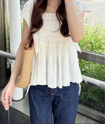 프릴 셔링 시어 블라우스