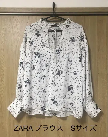 ZARA 자라 블라우스 S 스타 플라워 프린트