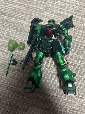 RE/100 1/100 자쿠 II 개조 정크 건담 프라모델