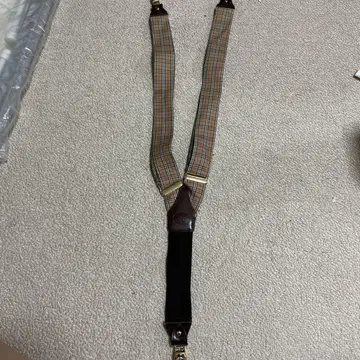 체크 무늬 서스펜더