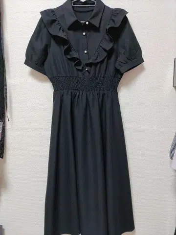 tocco 프릴 장식 펄 버튼 허리 셔링 셔츠 원피스 블랙 M 사이즈