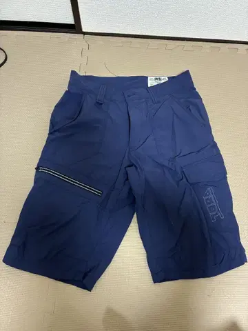 도라이치 네이비 카고 숏 팬츠 지퍼 포켓 부착
