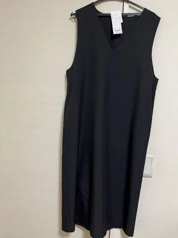 택 포함 새상품 에마 제임스 점퍼 스커트 M 블랙