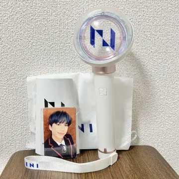 INI 공식 응원봉 트레이딩 카드 포함