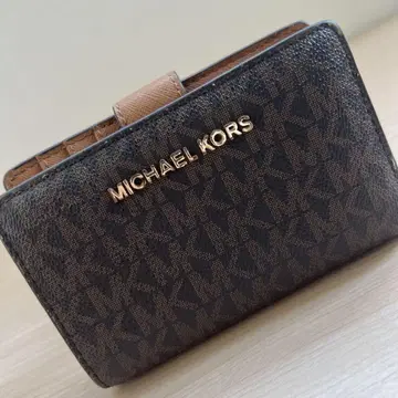 마이클코어스 접이식 지갑 MICHAEL KORS
