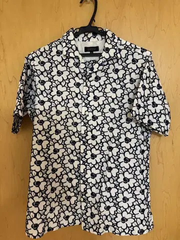 BARNEYS NEW YORK 반팔 셔츠 M 꽃무늬  거의 미사용