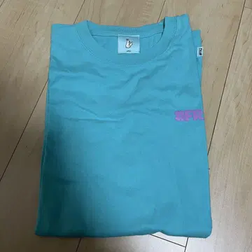 #FR2 토끼 캐릭터 티셔츠 스카이블루