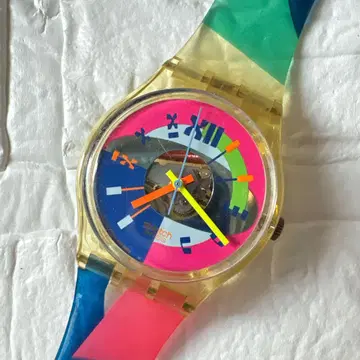 Swatch 스와치 컬러풀 아날로그 시계