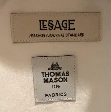 L'ESAGE 화이트 셔츠