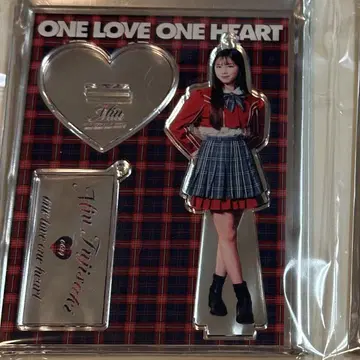 후지사키 아오이 ONE LOVE ONE HEART 아크릴 스탠드