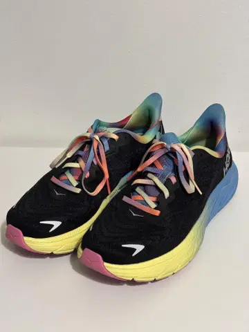HOKA ONE ONE ARAHI6 (26cm) 컨디션 최상