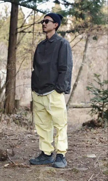 만넨로우 NYLON HARVEST TRAINER 2025 사이즈 3