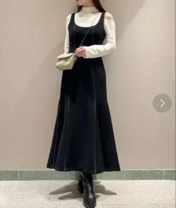 스나이델 U넥 잔스카 블랙 0 머메이드 원피스