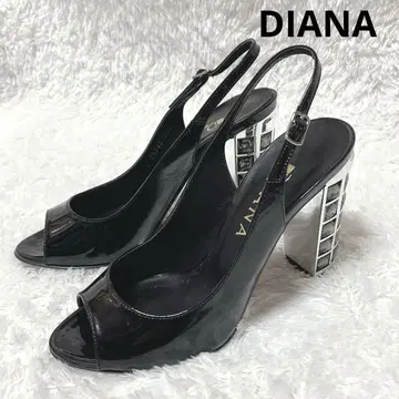 DIANA 다이애나 에나멜 힐 샌들 비쥬 블랙 검정