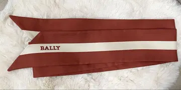 BALLY 레드와 아이보리 계열 실크 스카프
